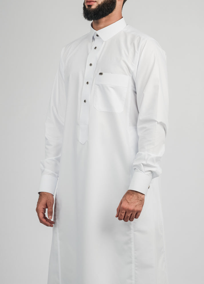 Imaarah Collared Thobe White With Silver Button – Cii Stores