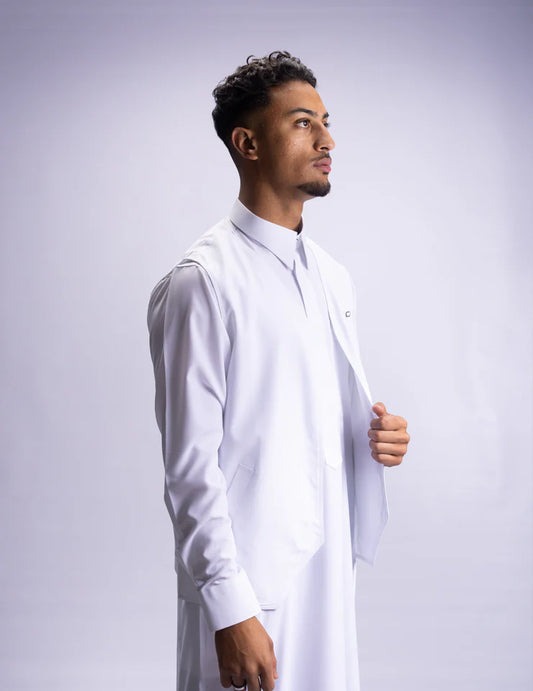 Amaani Ameer Thobe with Weistcoat(Alabaster)