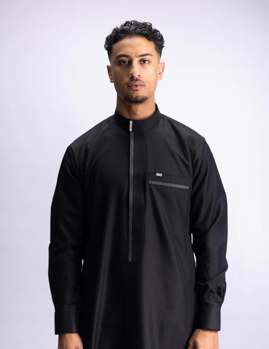 Amaani Noble Thobe(Black)