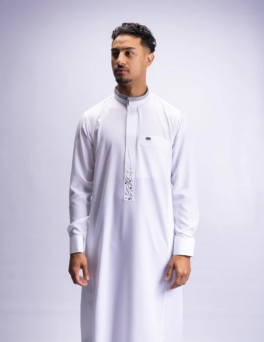 Amaani Qamaar Thobe(Alabaster)